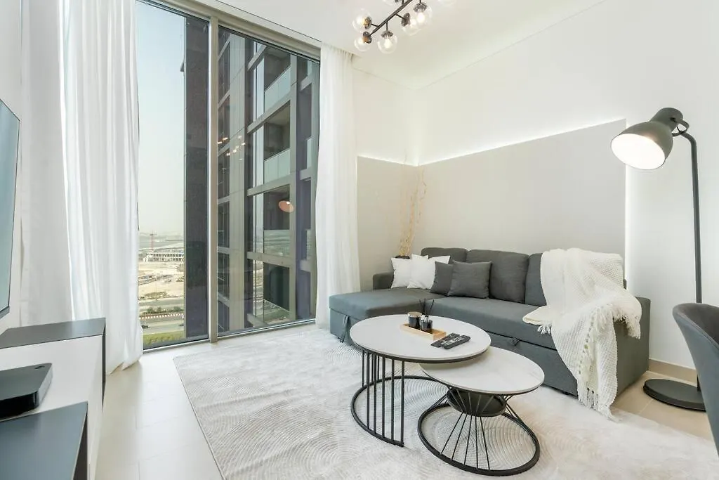 Cozy 1Bdr 10' From Burj Khalifa Apartment Dubai